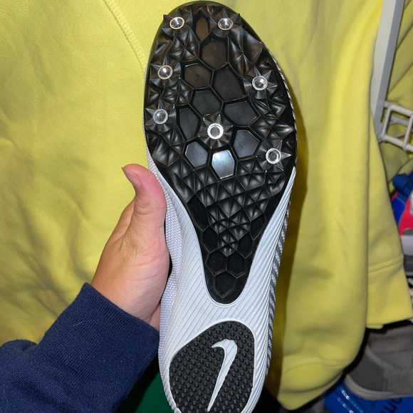 Track shoes, spikes and bag - Picture 2 of 7